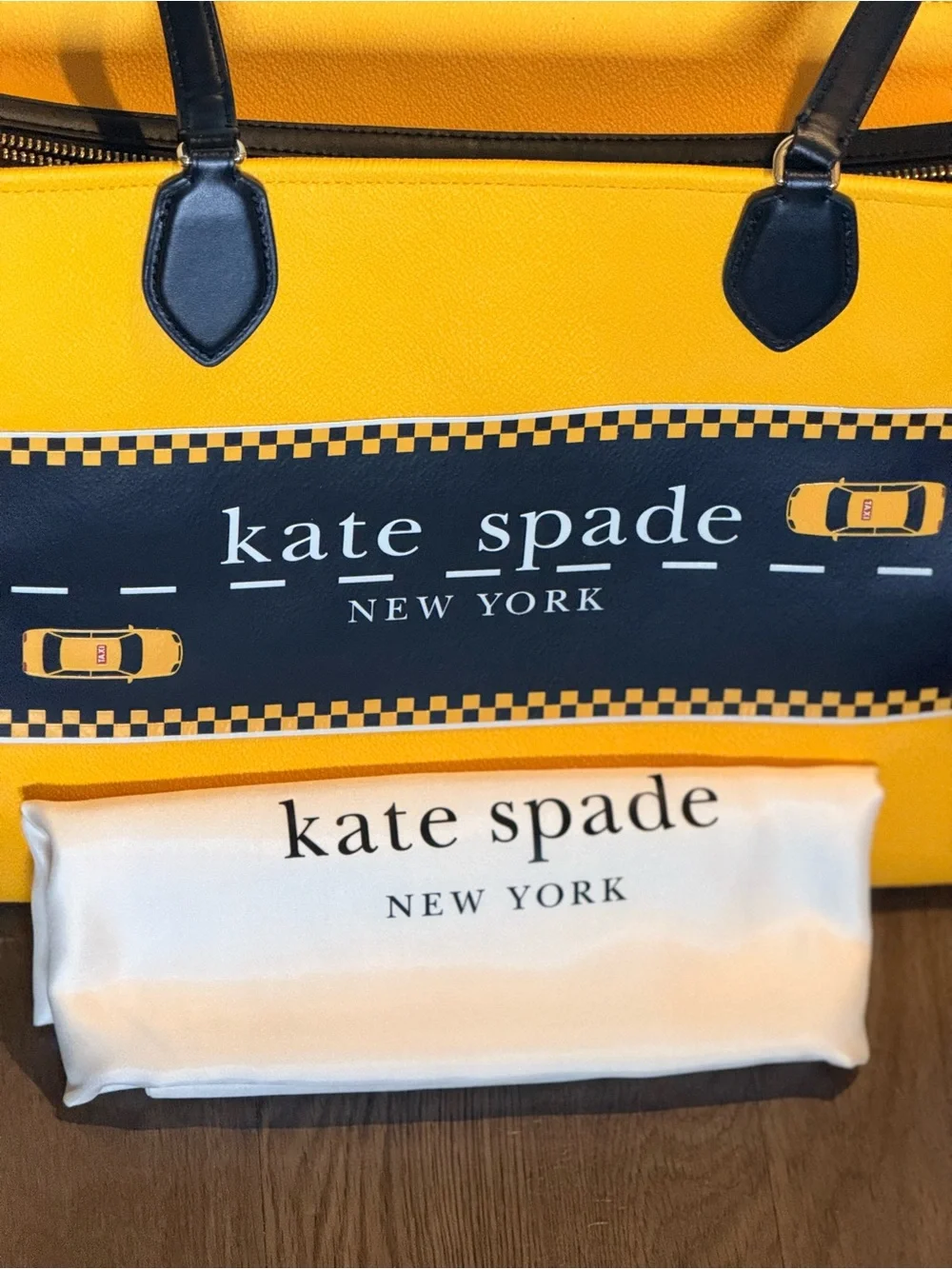 Kate Spade | Manhattan Taxi Market Tote | Large | New & Unopened